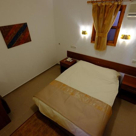 Flying Dutchman Hotel โอลลุนเดนิซ ภายนอก รูปภาพ