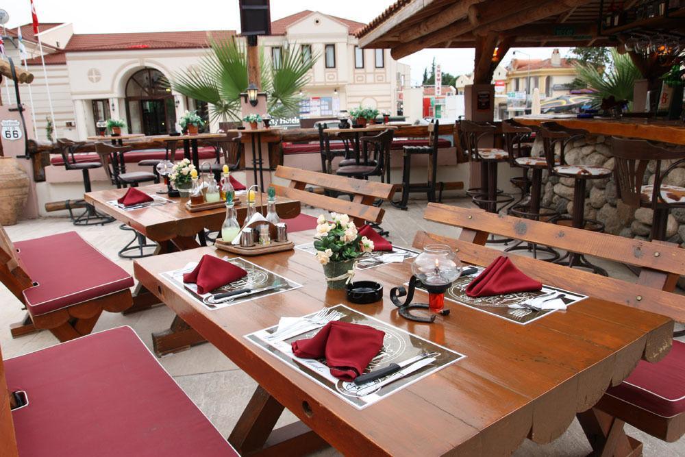 Flying Dutchman Hotel โอลลุนเดนิซ ภายนอก รูปภาพ