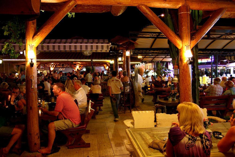 Flying Dutchman Hotel โอลลุนเดนิซ ภายนอก รูปภาพ