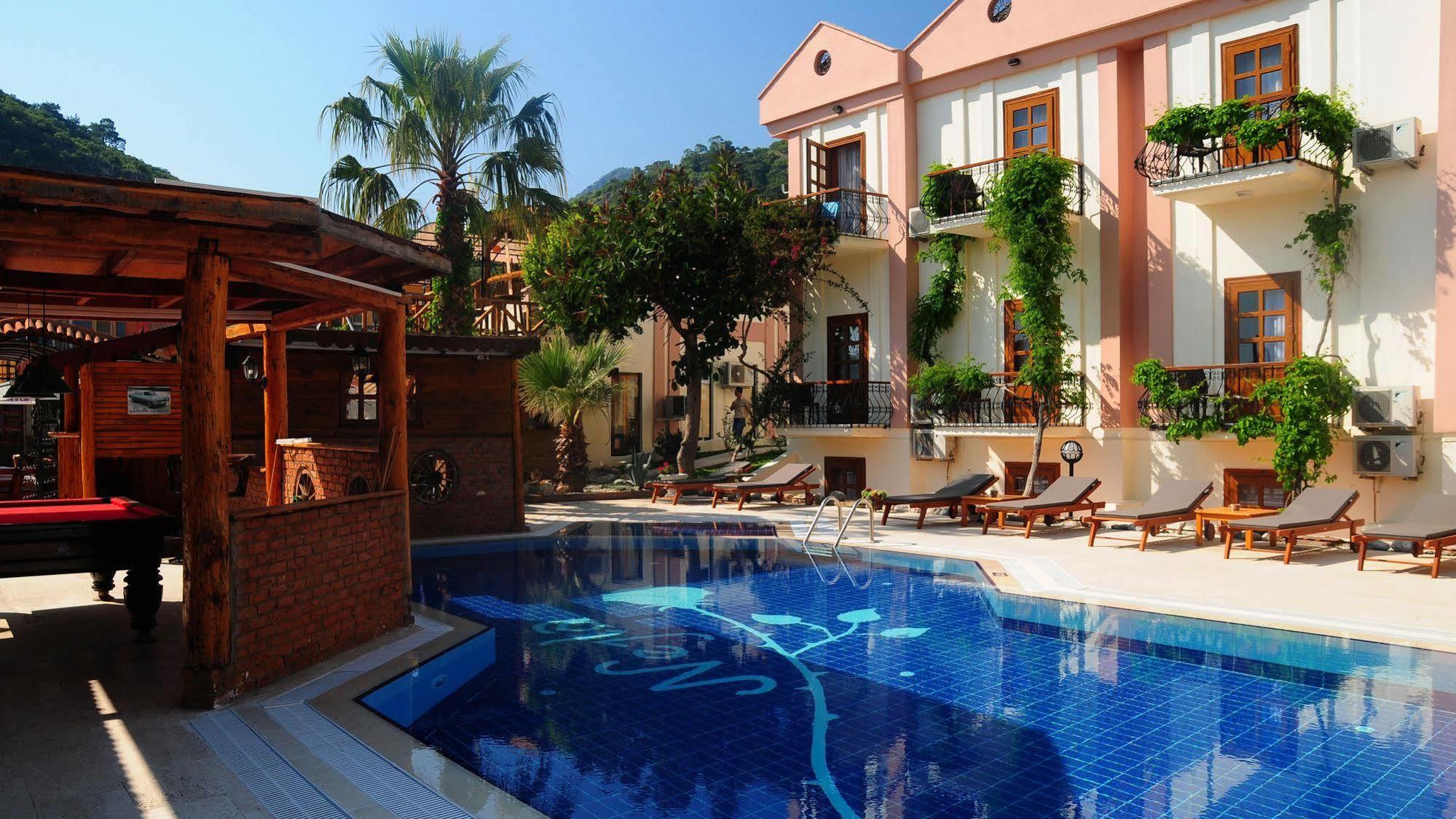 Flying Dutchman Hotel โอลลุนเดนิซ ภายนอก รูปภาพ